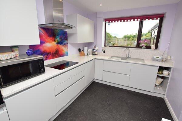 breakfast/kitchen