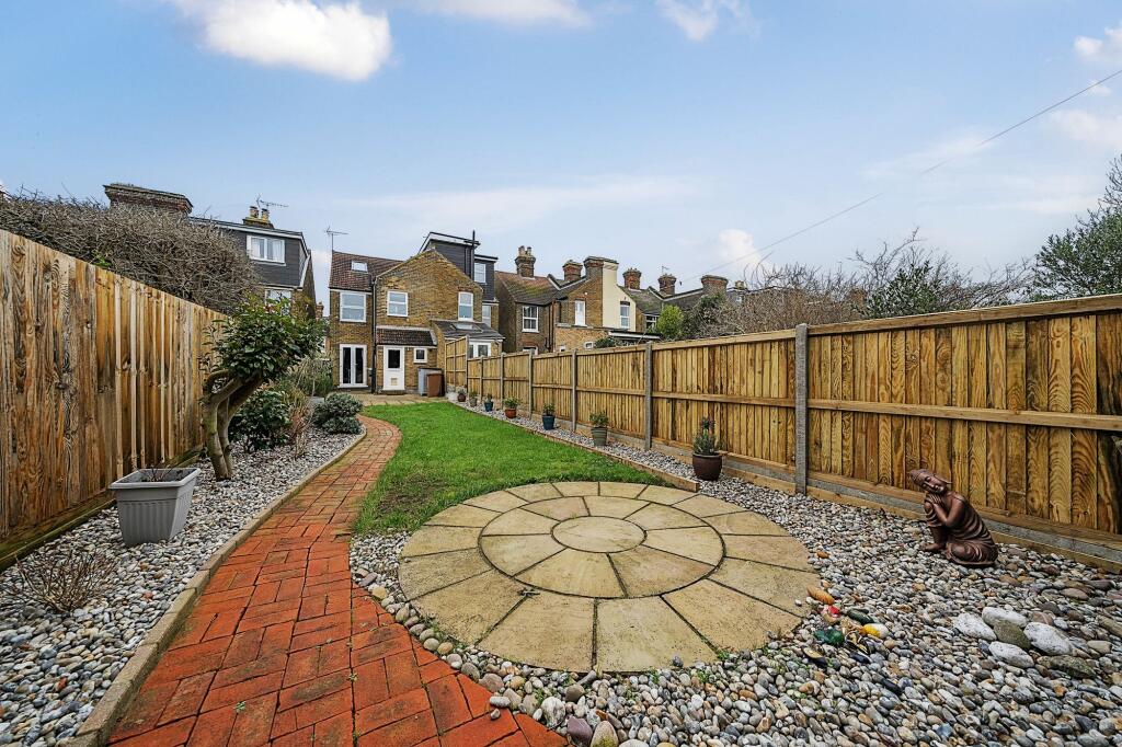 Rear Garden (1)