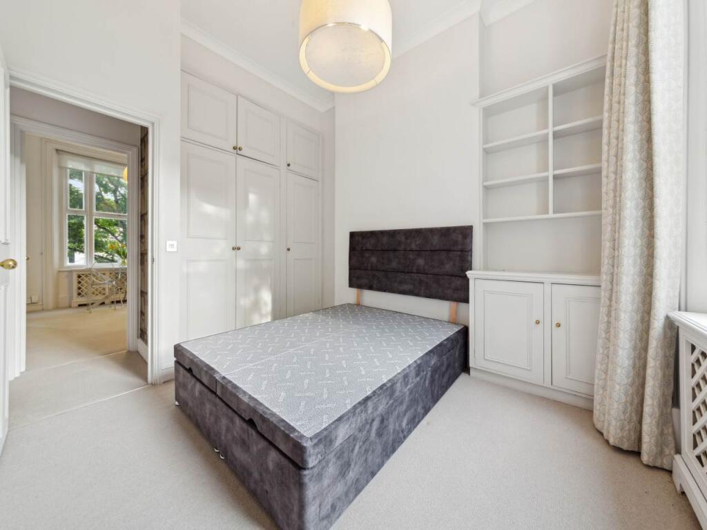 Flat 2, 41 Kempsford