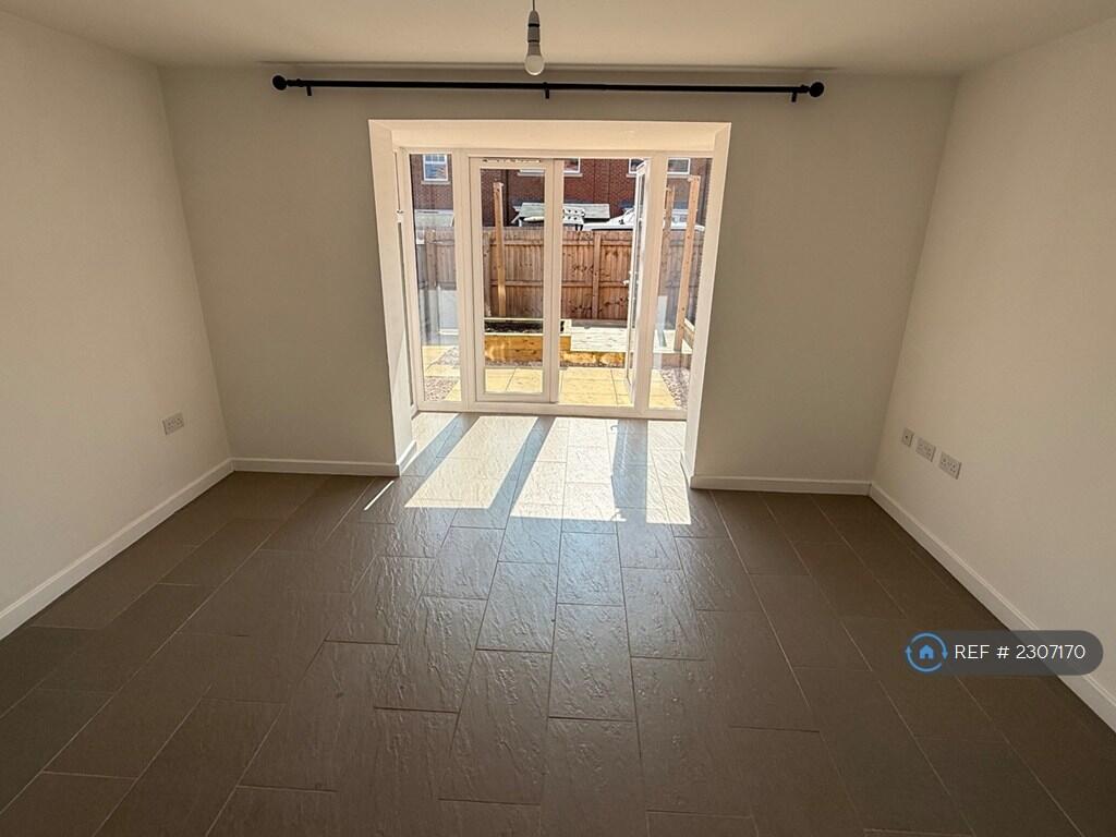 Ground Floor Lounge/Diner