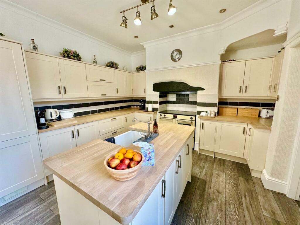 PHOTO-2024-11-17-17-19-51 (8).jpg