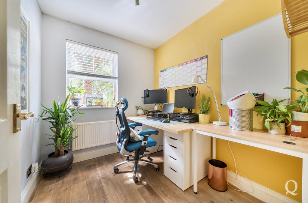 e83a84dd-d2da-4ab...