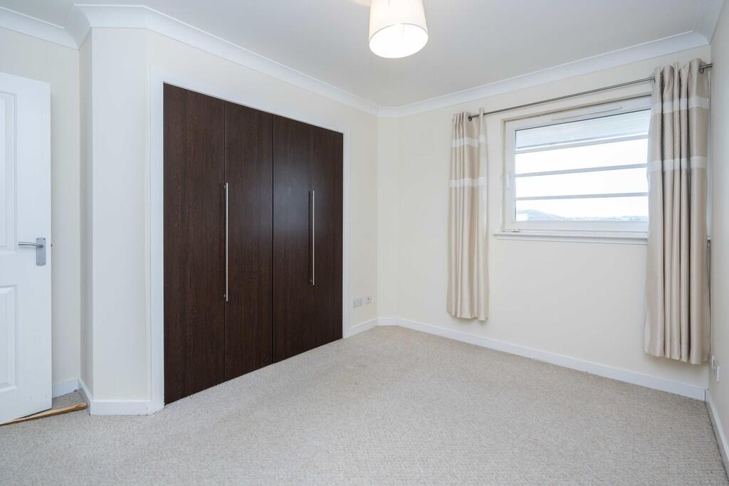 128 Whiteside Cou...