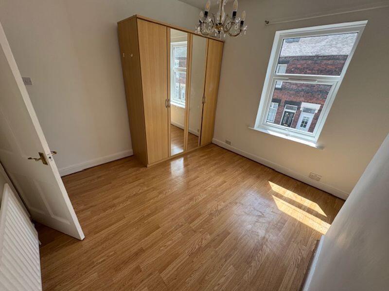 FRONT BEDROOM