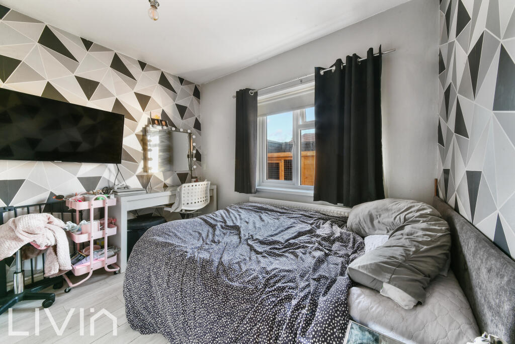 CROWLEY CRESCENT, 89-7.JPG