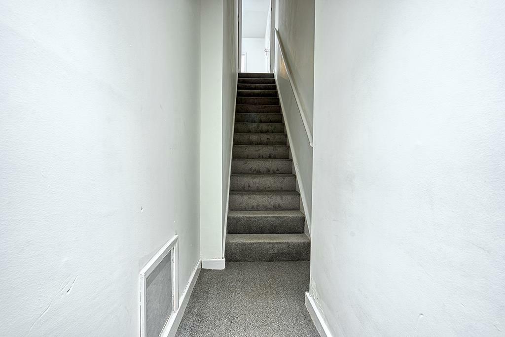38a gidlow lane wigan wn6 7ea-1.jpg