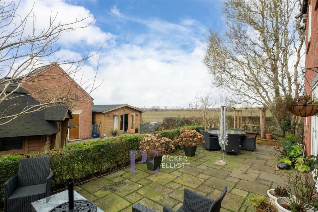 Landscaped Rear Garden