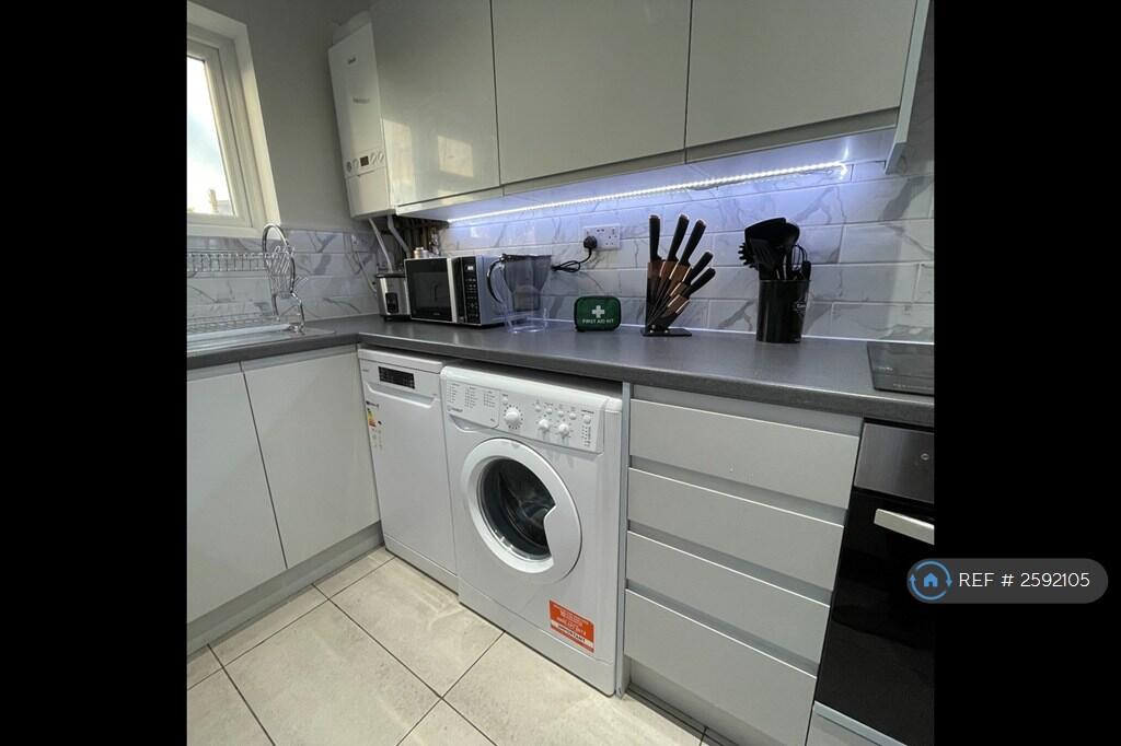 Washing Machine And Dishwasher