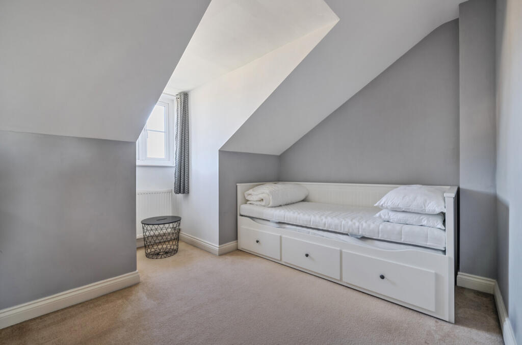 1323731-1-687773c...