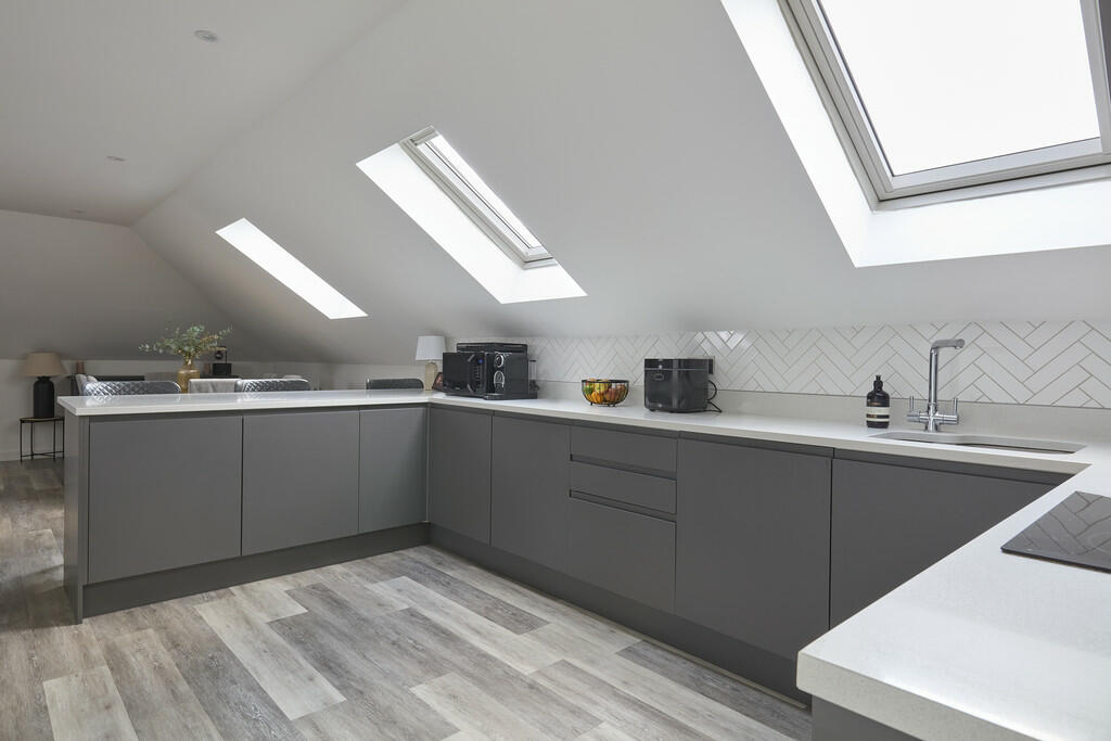 Flat_9_The_Old_Po...