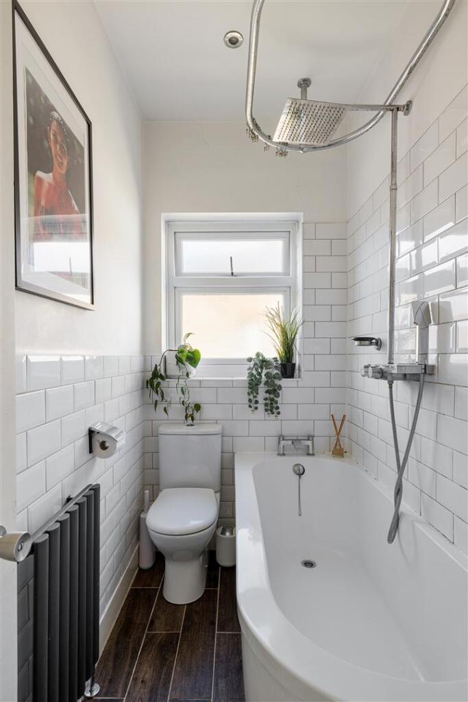 Kettlebaston, E17
