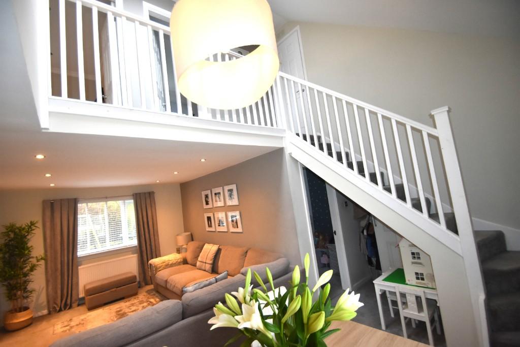 Upper landing