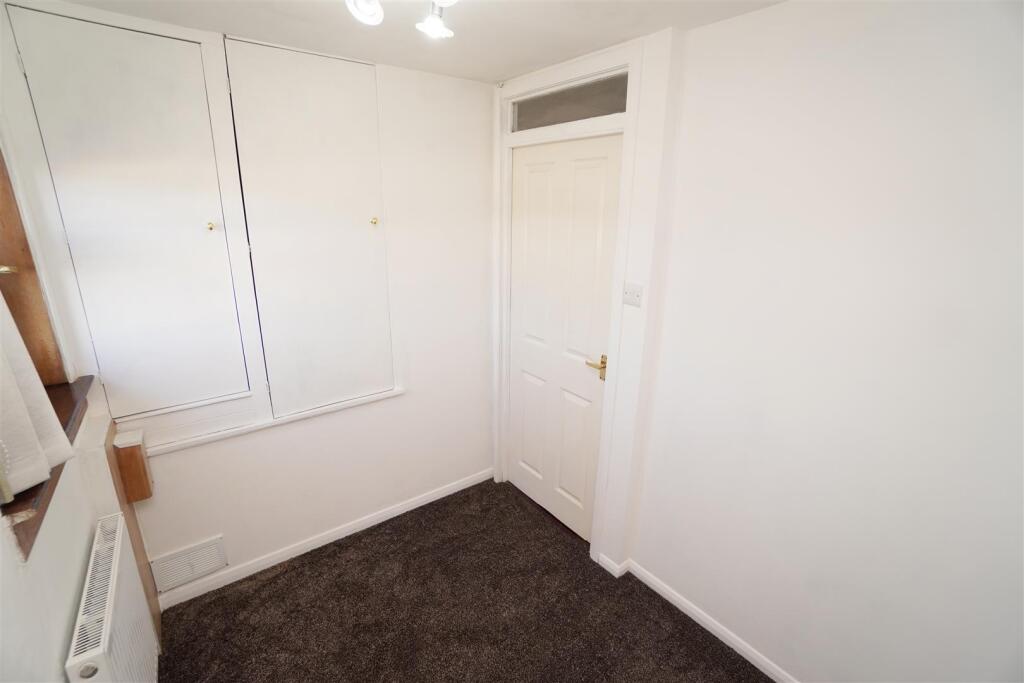 bedroom3.jpg
