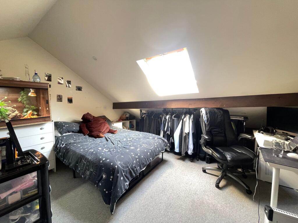 BEDROOM TWO
