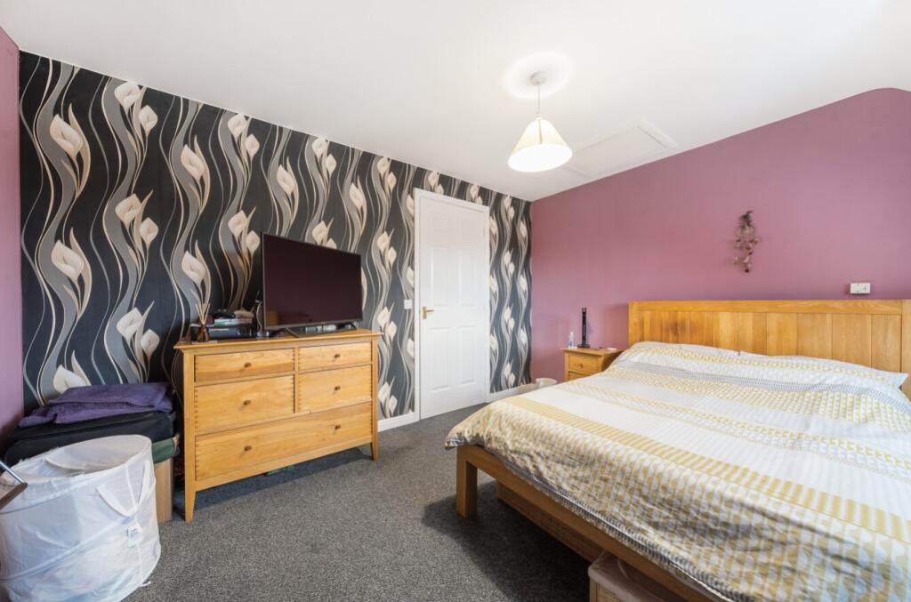 1381410-15-691477fcd49c6-ARW