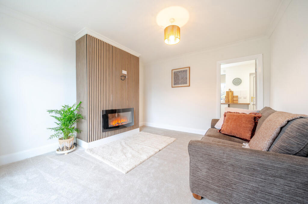 1370155-3-68f755f...