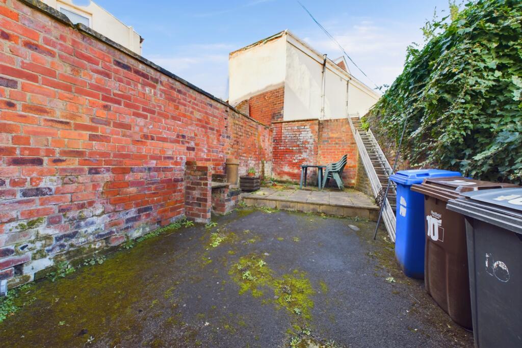 Courtyard Garden