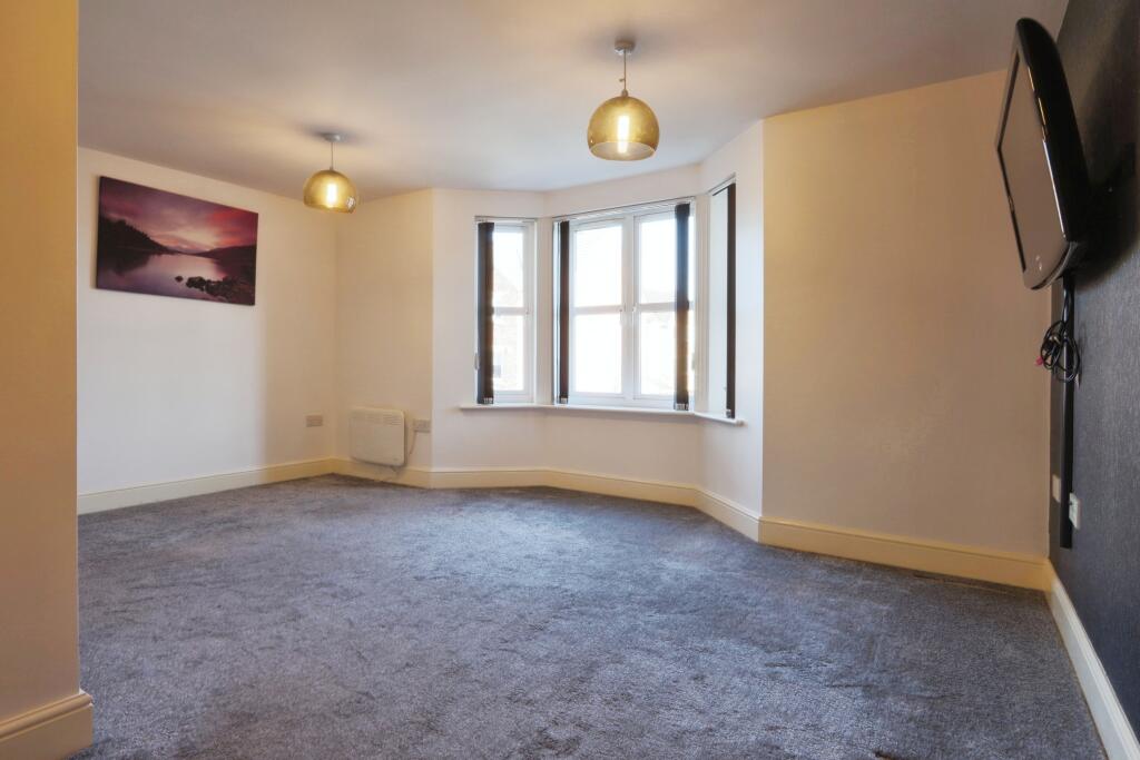 Lounge / Kitchen