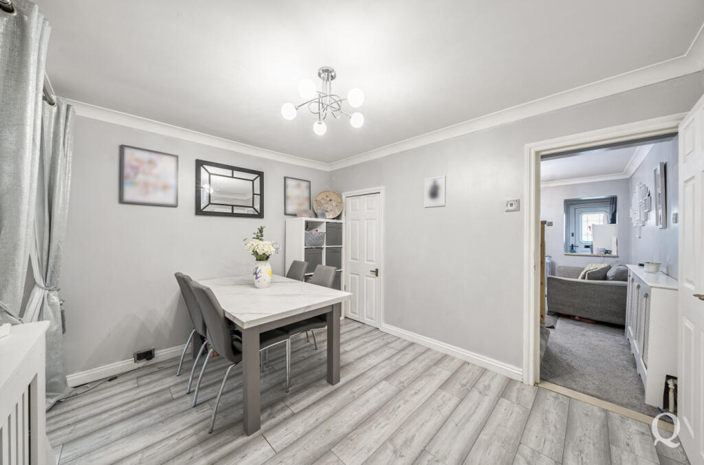 e15b2e03-c312-40e...