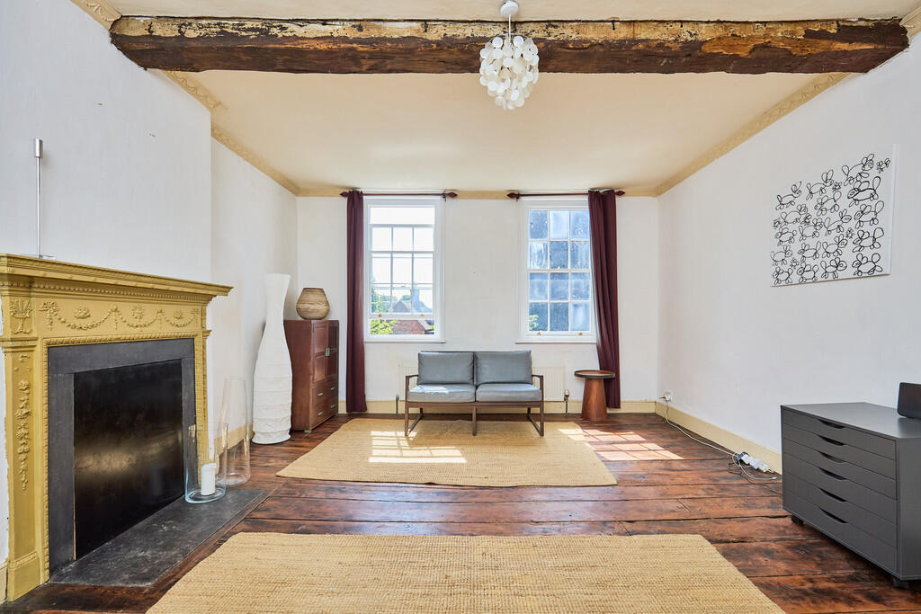 Edward Knight 202...