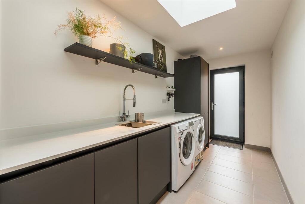 Highmead -011.jpg