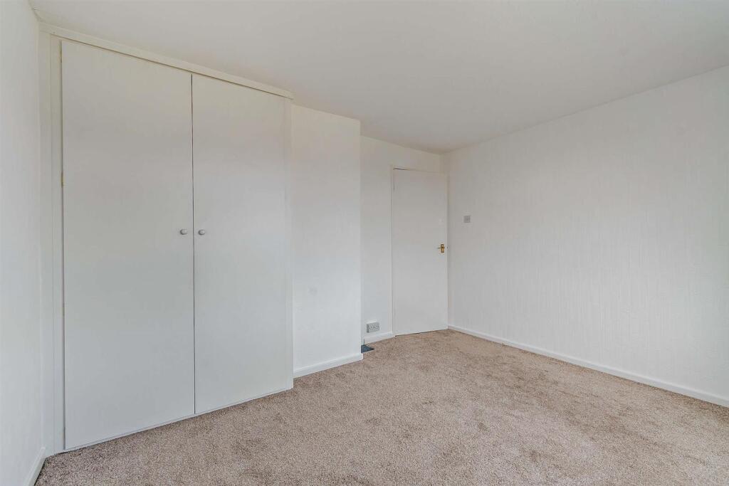 8660796-interior15-800.jpg