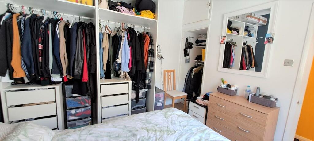 Bedroom alt view.jpg