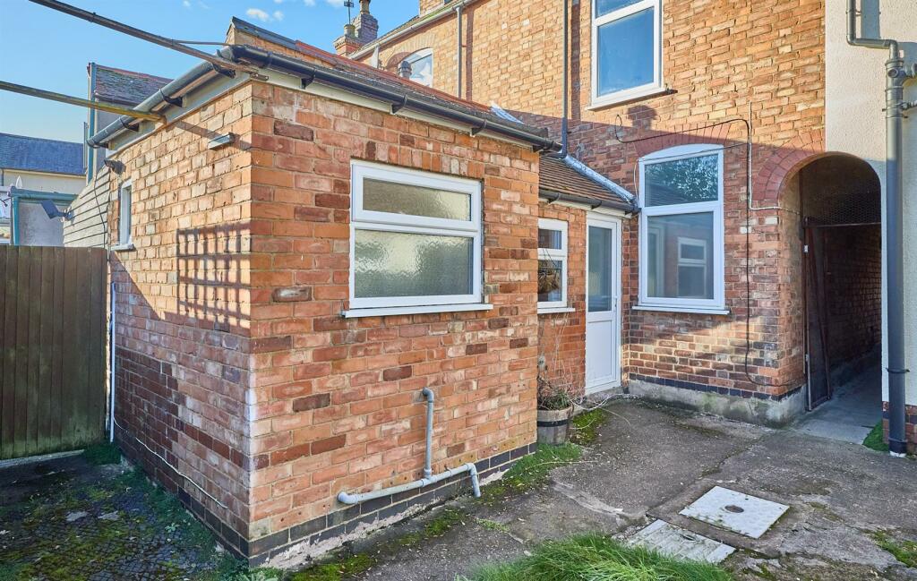 35 Clarence Road HK 11.jpg