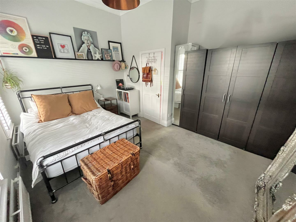 Bedroom 1 Aspect 2