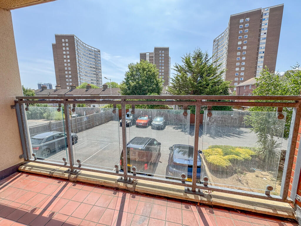balcony