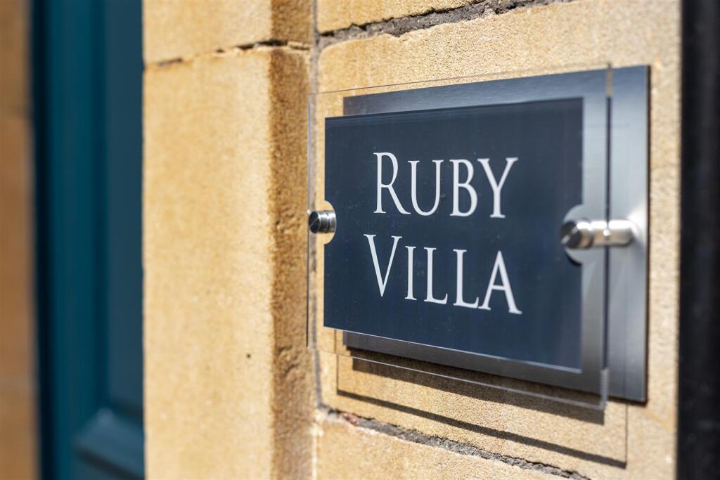 Ruby Villa