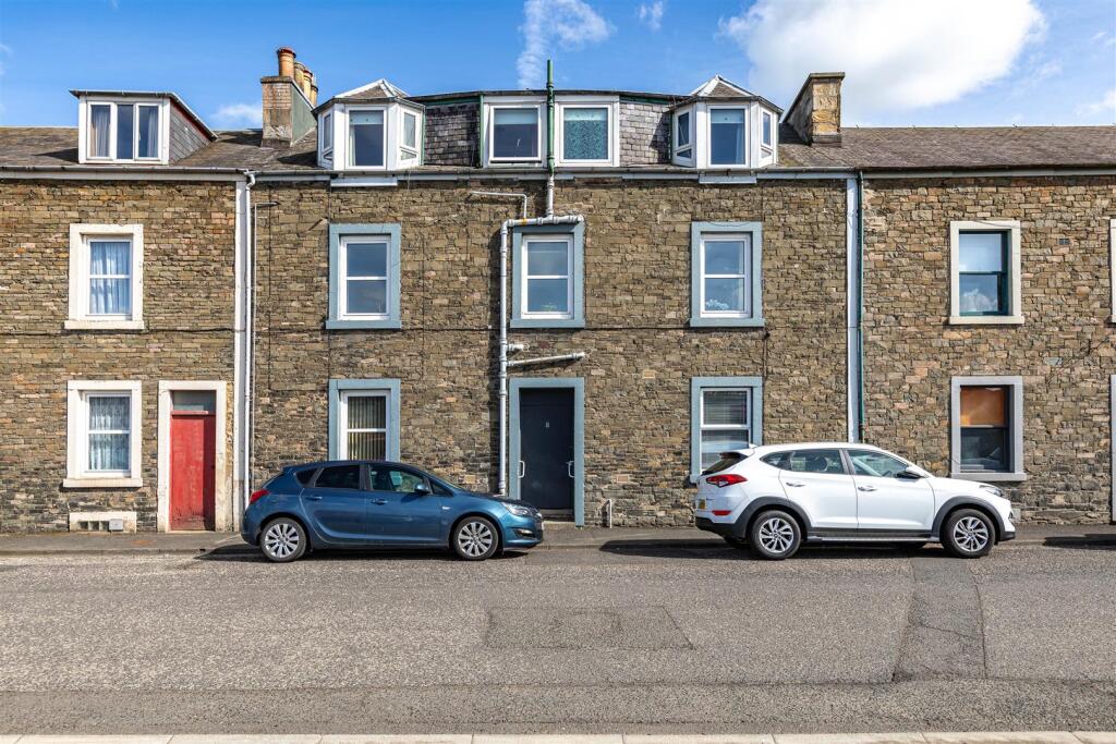 8_2 Teviot Crescent Hawick 03.JPG