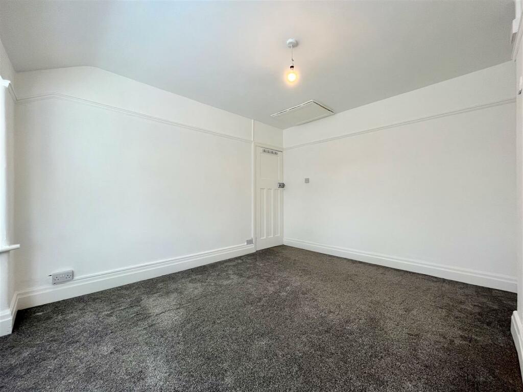 Bedroom 2 Aspect 3