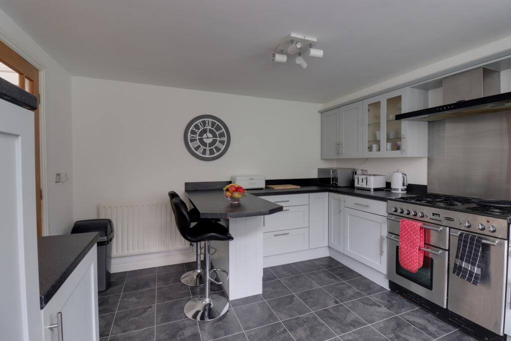 Kitchen 1b