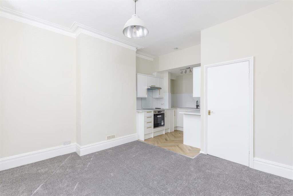 Living Room/Kitchen