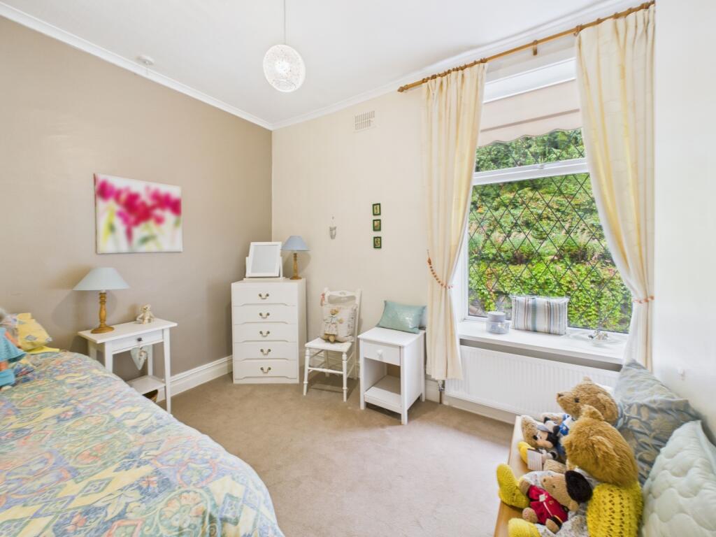 CAM02093G0-PR0056-STILL006