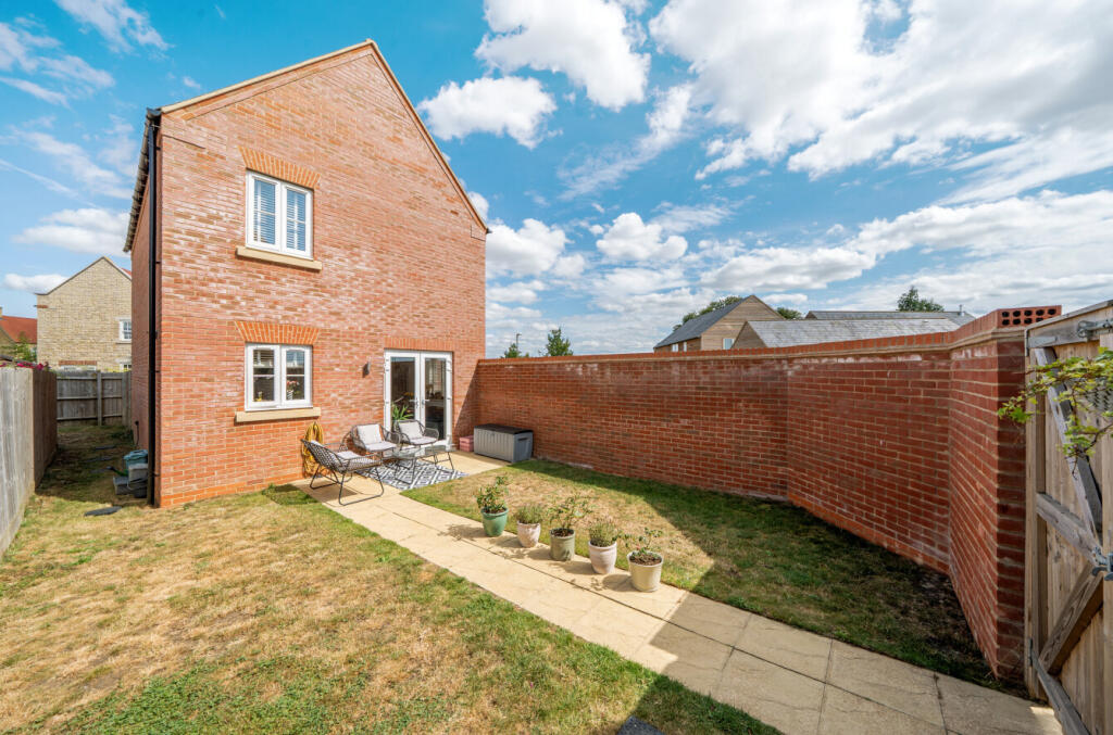 1326691-17-6877cf...