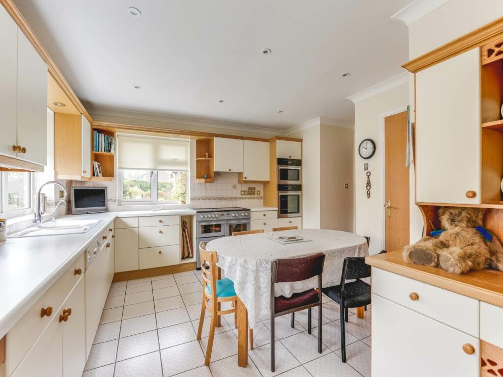 Kitchen 3