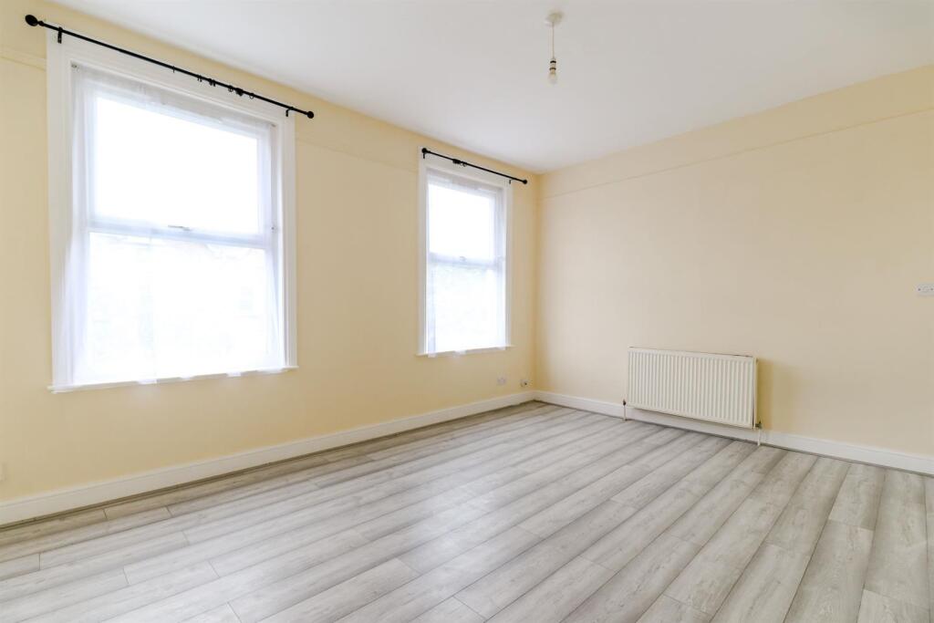 48 Fairfield Road-2.jpg