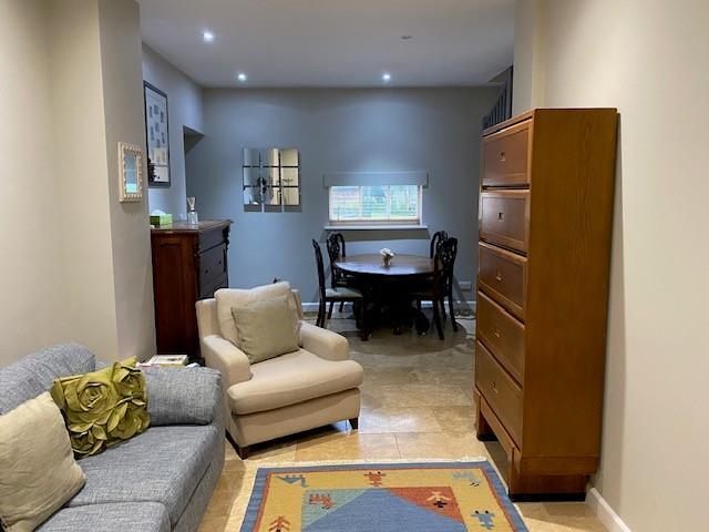 Dining area.jpg