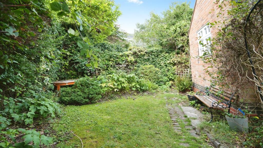 21941533--4FFC-8DA8-6ABF82520456-22198-000008A31FE