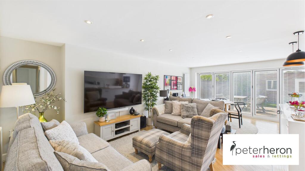 Open Plan Kitchen/Dining and Family Area