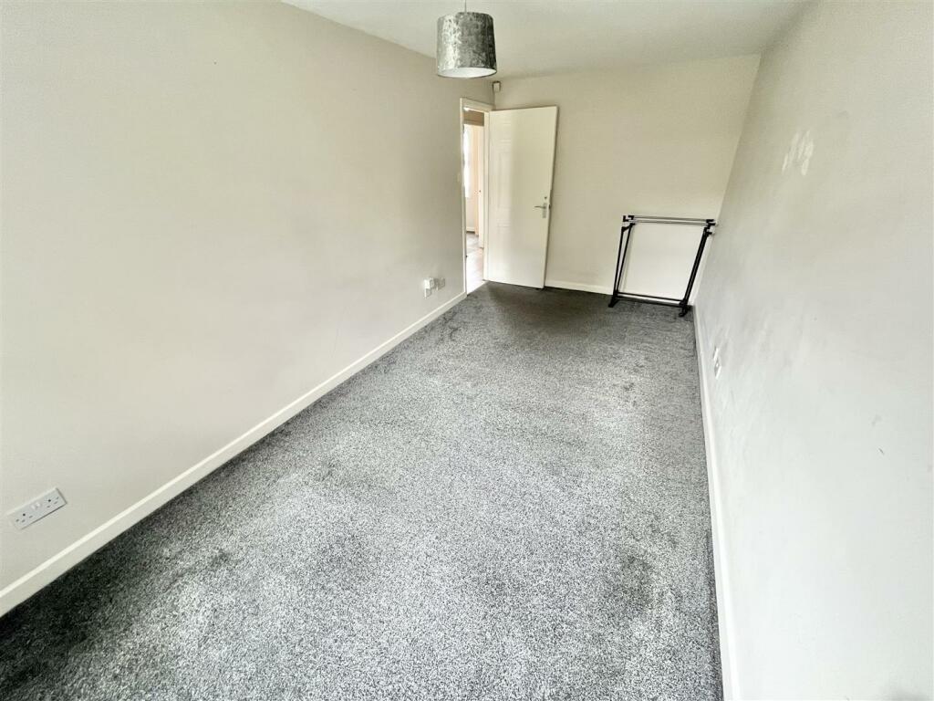 Bedroom 1 Aspect 2