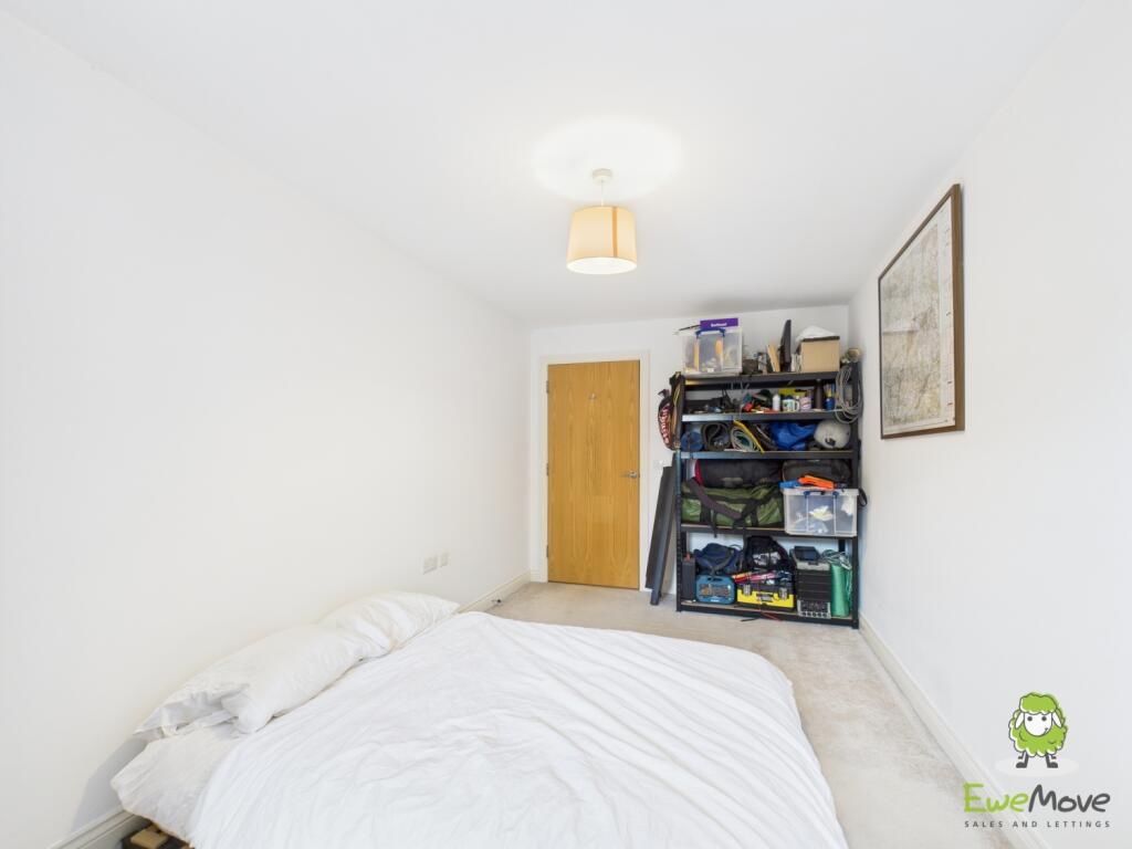 EweMove Basingstoke Hungerford Close Bedroom