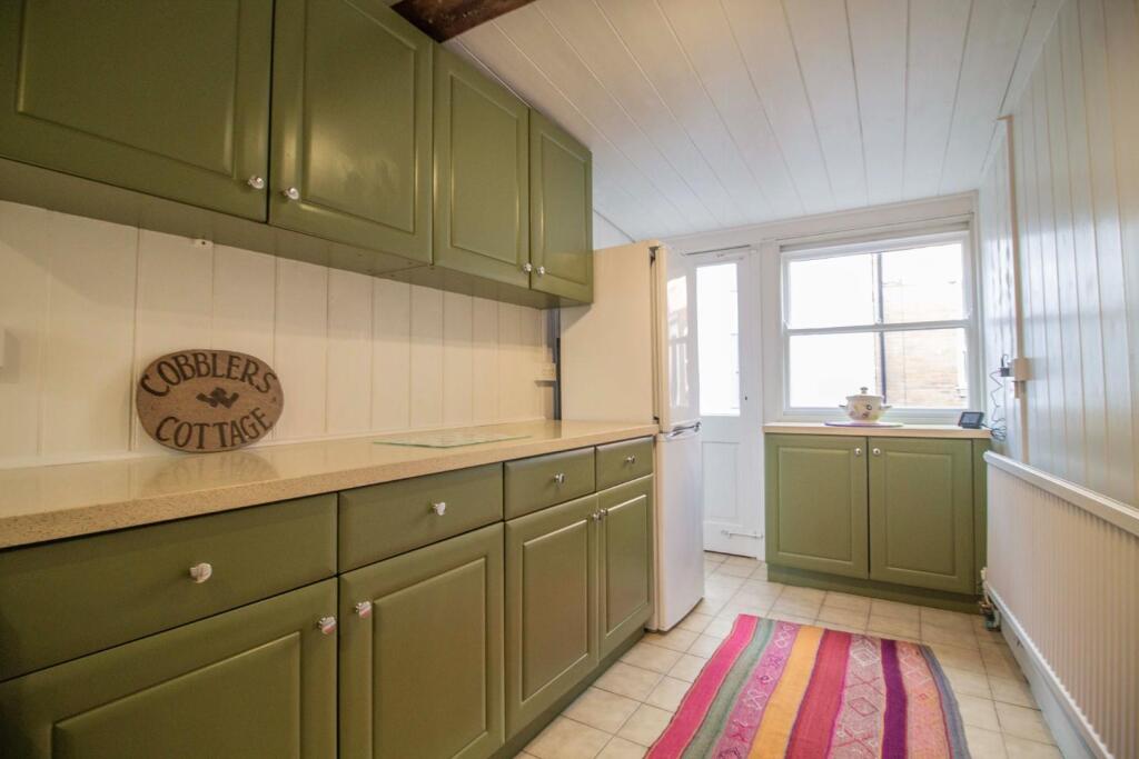 Cobbler's Cottage, Sparhawk Street [Kitchen] 01 V2