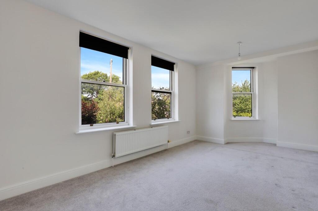 14-c283JHPropWorld - Flat 3, 57 Cator Road - 40.jp