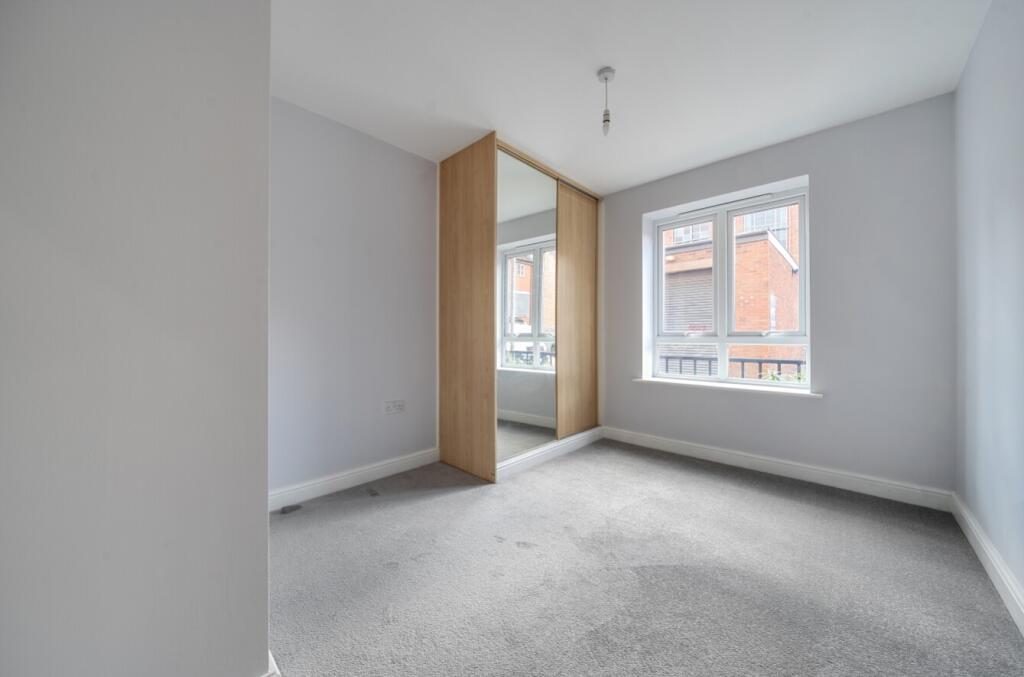 1371853-9-68f77df95dc6a