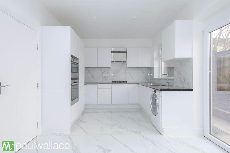 Kitchen / Breakfast Room