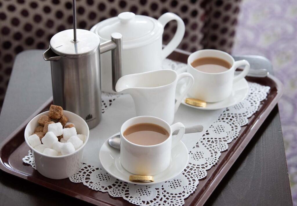 Eastbank Court/Lodge