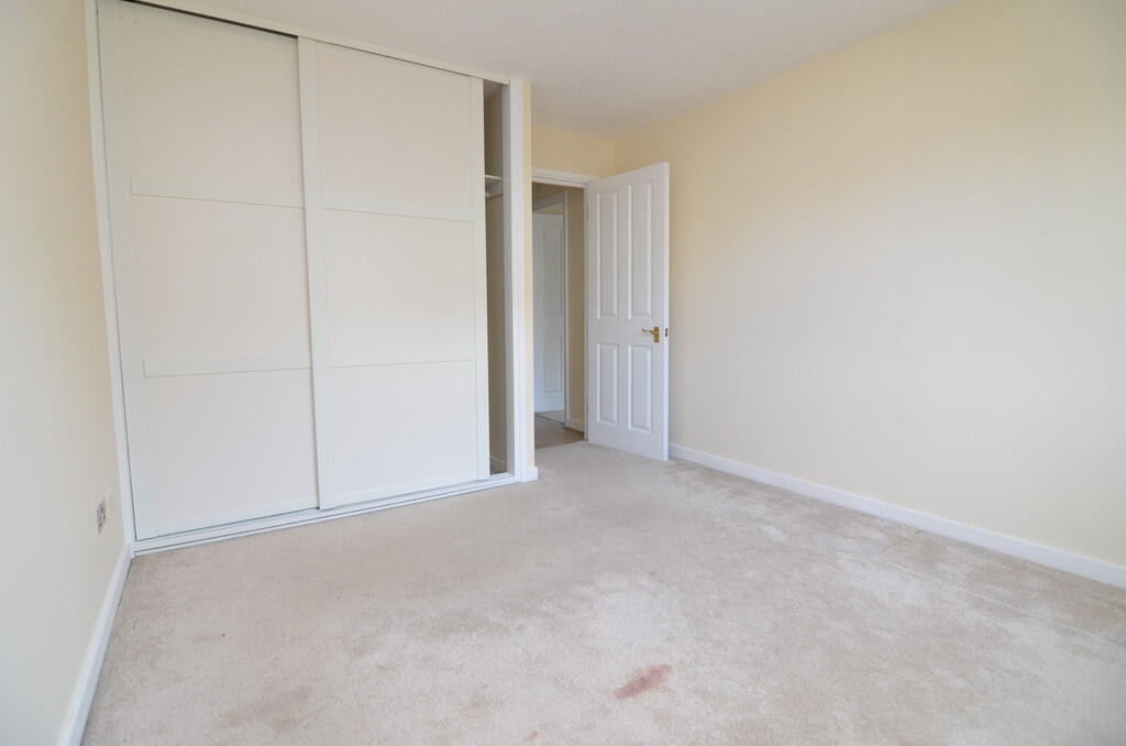 bedroom1-2